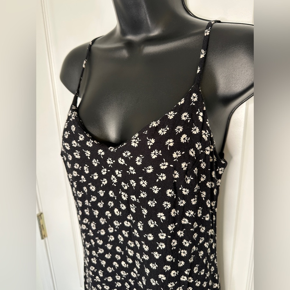 Reformation Maxi Dress Black and White Floral Spaghetti Strap High Slit 6 Small